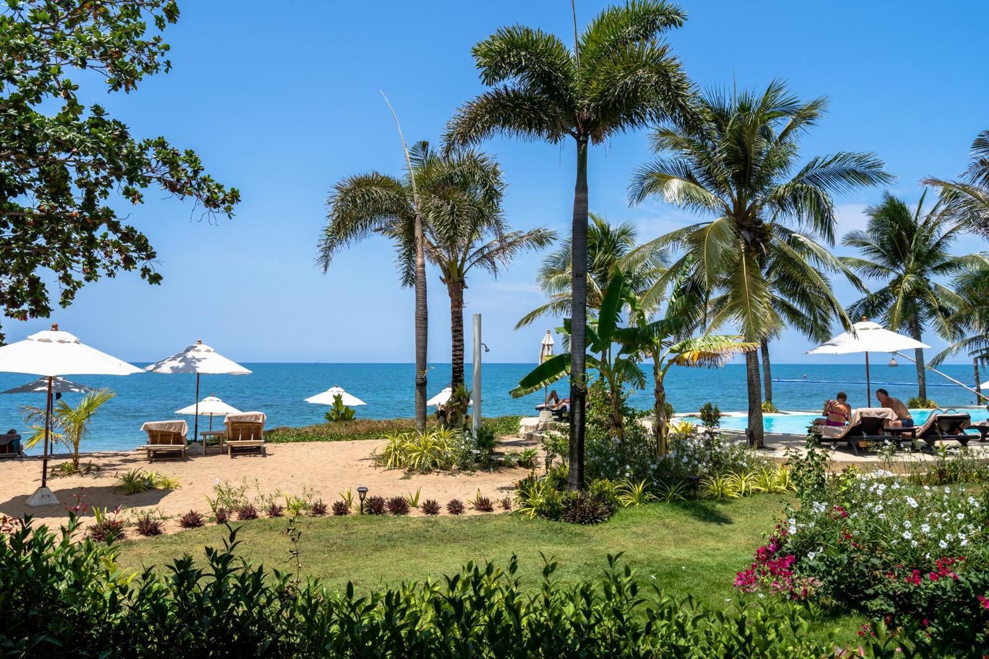 Lanta Palace Beach Resort & Spa - Adult Only 란타섬 외부 사진